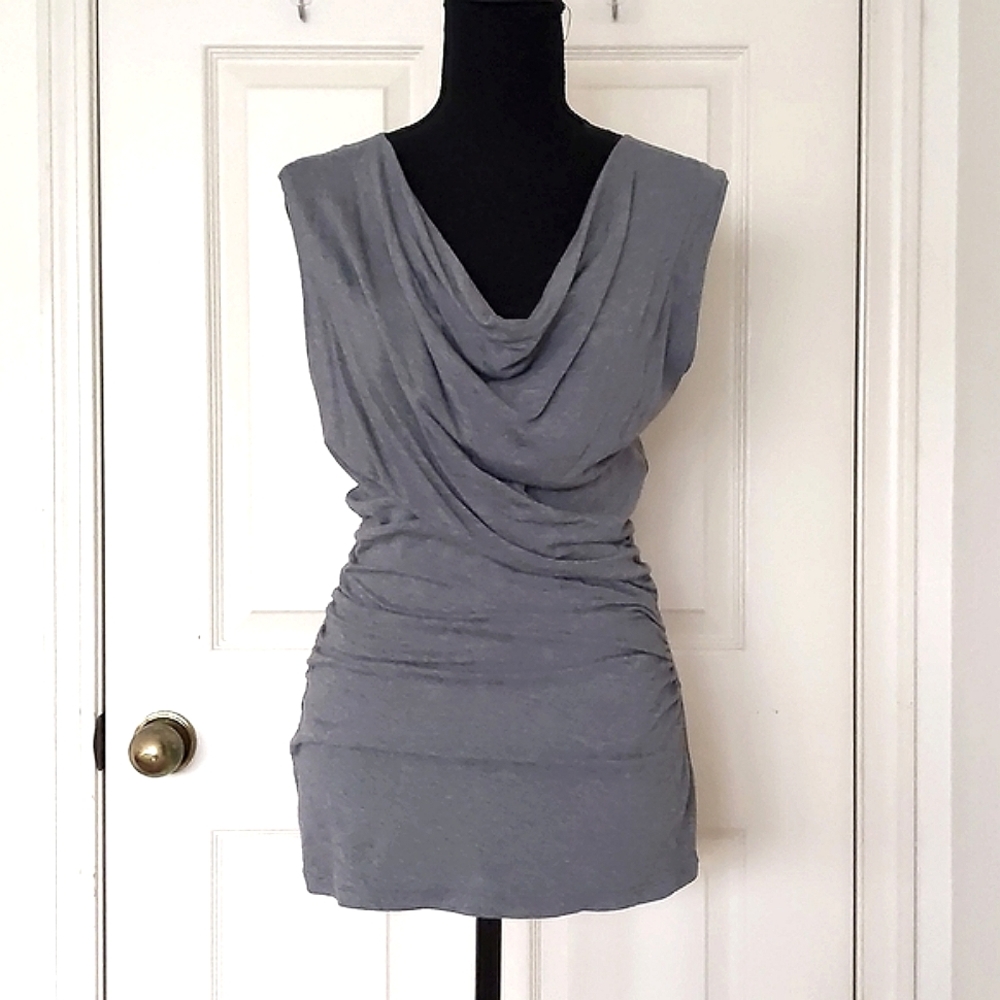 NWOT Express Rayon/Spandex Long sleeveless top w/front design&waist side elastic
